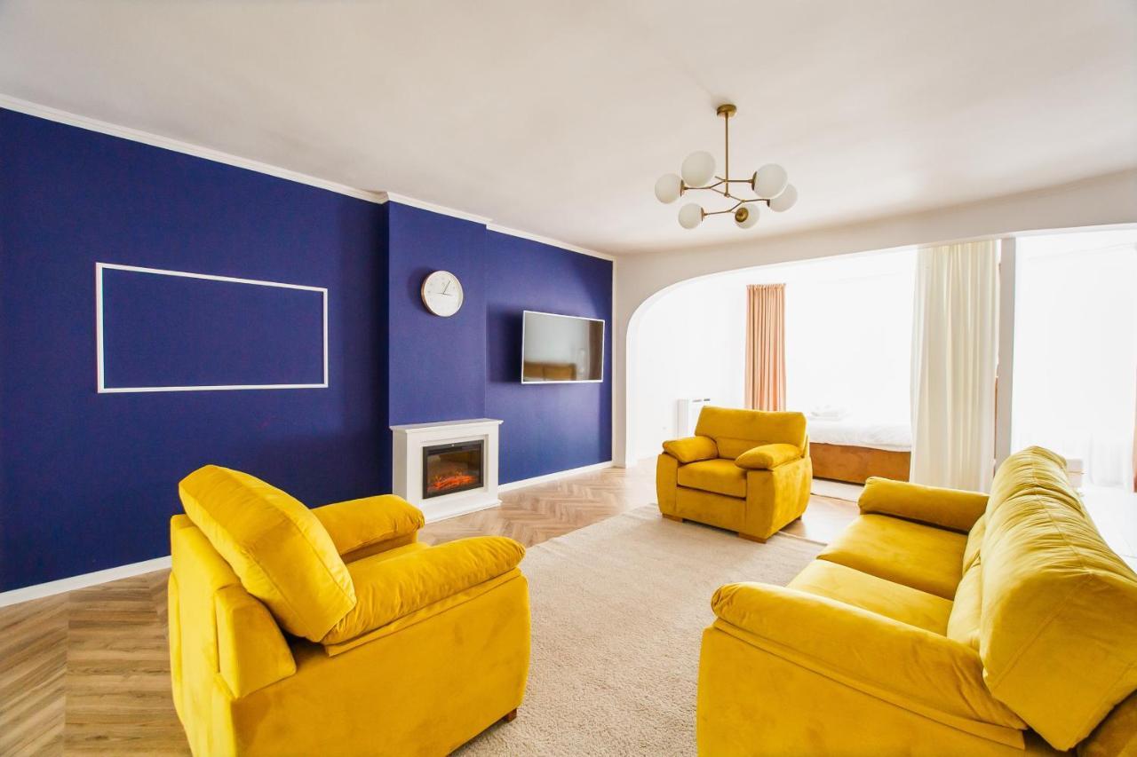 Rya Residence Oradea Bagian luar foto