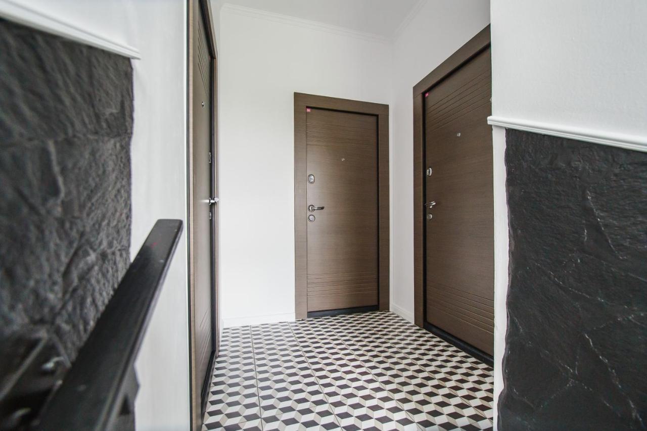 Rya Residence Oradea Bagian luar foto