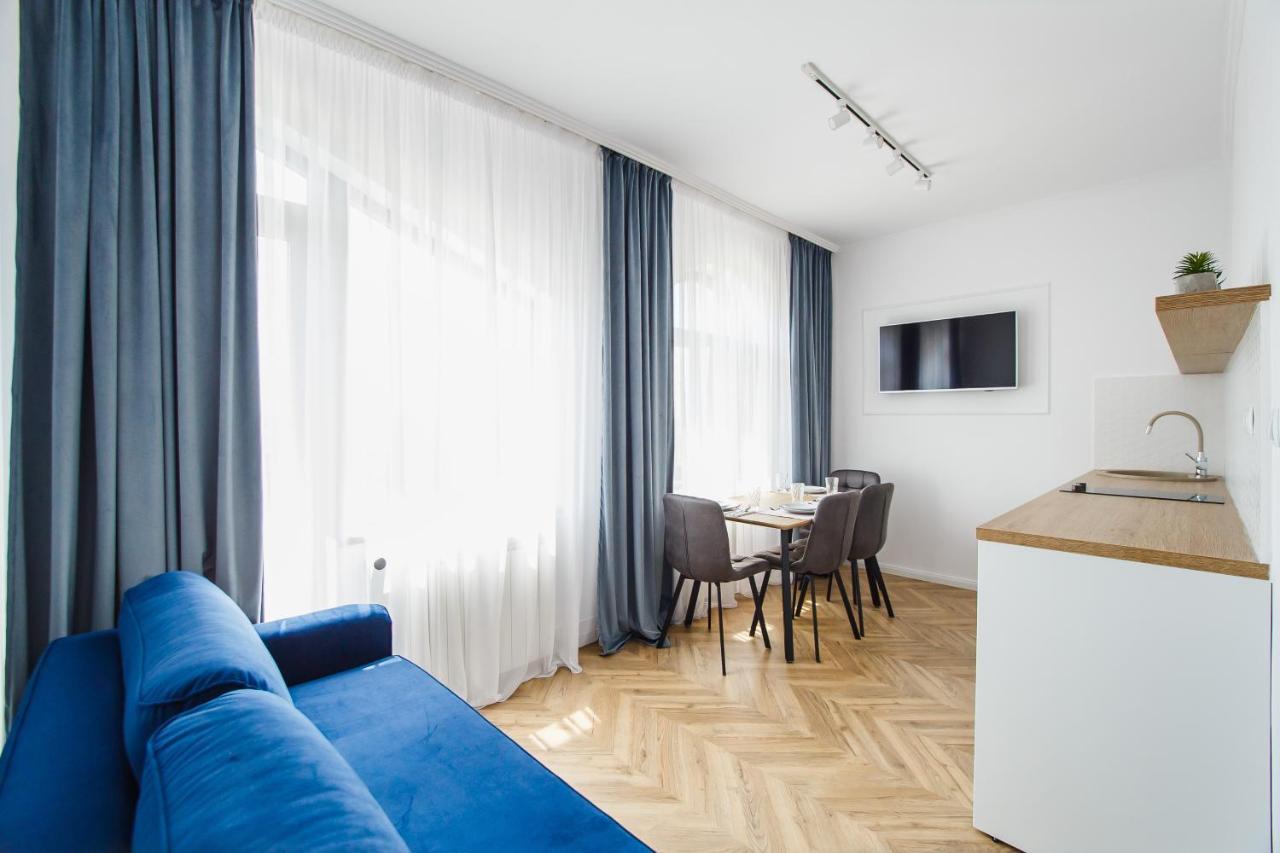 Rya Residence Oradea Bagian luar foto